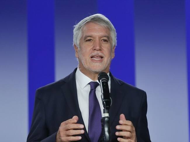 Enrique Peñalosa señaló que "podríamos tener un ingreso per capital en 20 o 30 años muy similar al que tiene hoy España o Portugal". Foto: Colprensa / SOFÍA TOSCANO