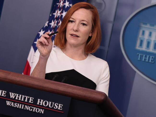 White House Press Secretary Jen Psaki talks to reporters during the daily press conference in the Brady Press Briefing Room at the White House on December 06, 2021 in Washington, DC. Psaki announced that the United States will not be sending any government officials to the 2022 Winter Olympics in Beijing due to China&#039;s human rights abuses in the Xinjiang region.  (Photo by Chip Somodevilla/Getty Images)
