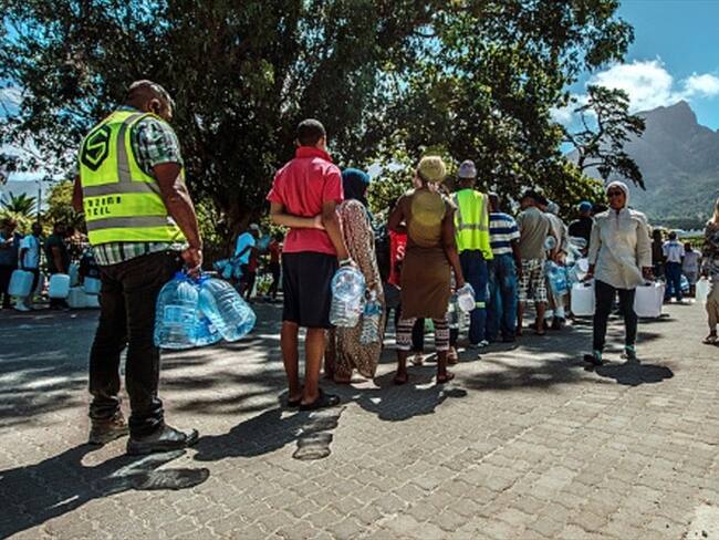 Así se viven los últimos días de agua potable en Ciudad del Cabo, Sudáfrica
