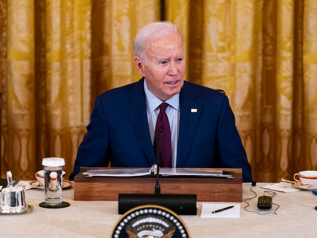 Washington (United States), 11/04/2024.- US President Joe Biden speaks during a trilateral meeting with Ferdinand Marcos Jr., Philippines&#039; president, and Fumio Kishida, Japan&#039;s prime minister, not pictured, in the East Room of the White House in Washington, DC, USA, on 11 April 2024. US President Joe Biden is set to unveil joint military patrols and training with the Philippines and Japan as the allies seek to counter an increasingly assertive China in the South China Sea. (Japón, Filipinas) EFE/EPA/Al Drago / POOL