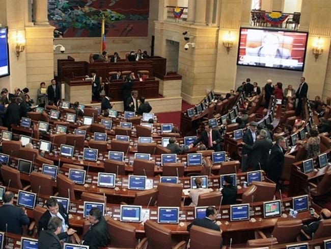 CNE sanciona a partidos por congresistas con líos judiciales. Foto: Colprensa