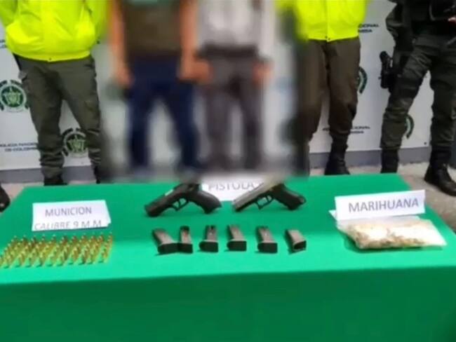 Los sujetos están presuntamente vinculados con la estructura delincuencial “La Inmaculada”, señalada de extorsionar a comerciantes del municipio. Foto: Gobernación del Valle.