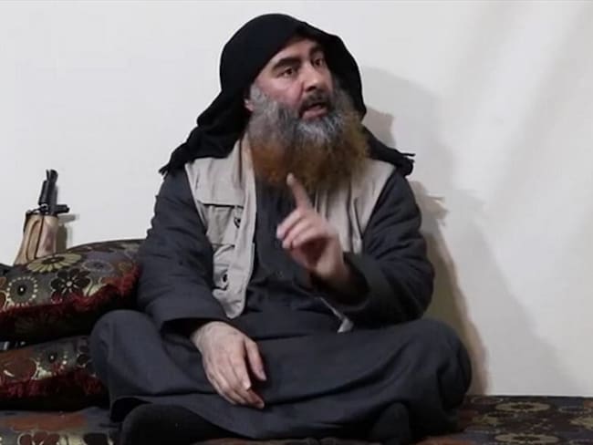 El hombre que aparece en el video se presenta como Abu Bakr al Bagdadi. Foto: Agencia AFP