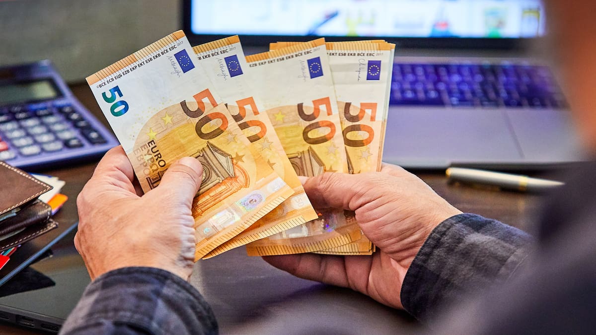 Precio del euro hoy viernes 20 de septiembre bajó y alivió a muchos