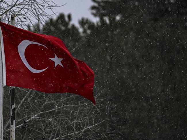 Bandera de Turquía imagen de referencia. Foto: Metin Aktas/Anadolu Agency via Getty Images.