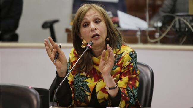 Aquí no estamos diciendo que nos quiera, estamos exigiendo que nos reconozcan: Ángela María Robledo. Foto: Colprensa