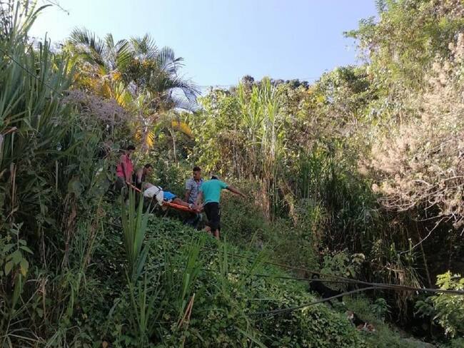 Minero resultó afectado por inhalación de gases. Crédito: Bomberos Marmato, Caldas.