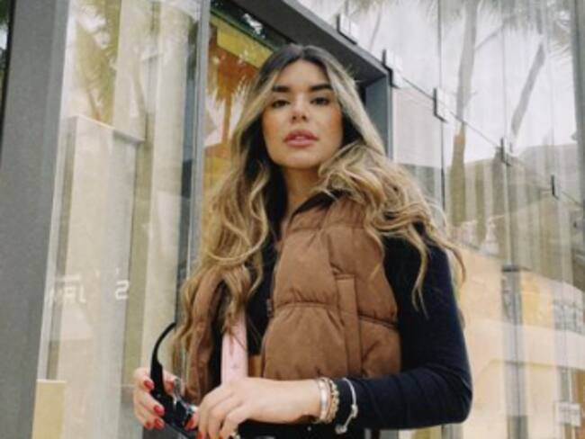 La modelo y creadora de contenido Ashley Ordóñez sufrió un terrible accidente mientras compartía con unos amigos en un bar en Cali. / FOTO: Instagram: @ashleyordoneza