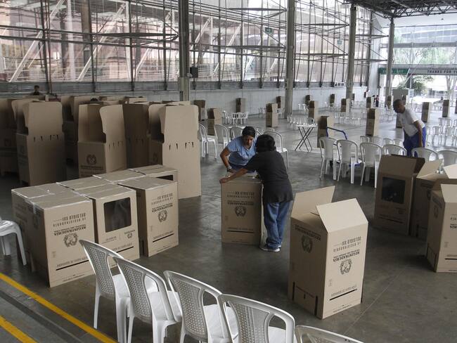 “Más de 1.800 candidatos inhabilitados siguen apareciendo en los tarjetones”: MOE