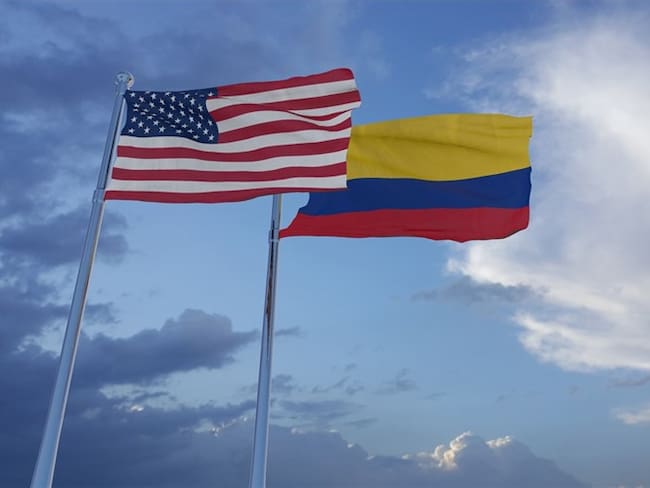 Cónsules en EE.UU. estarían participando en política a favor de Juan David Vélez