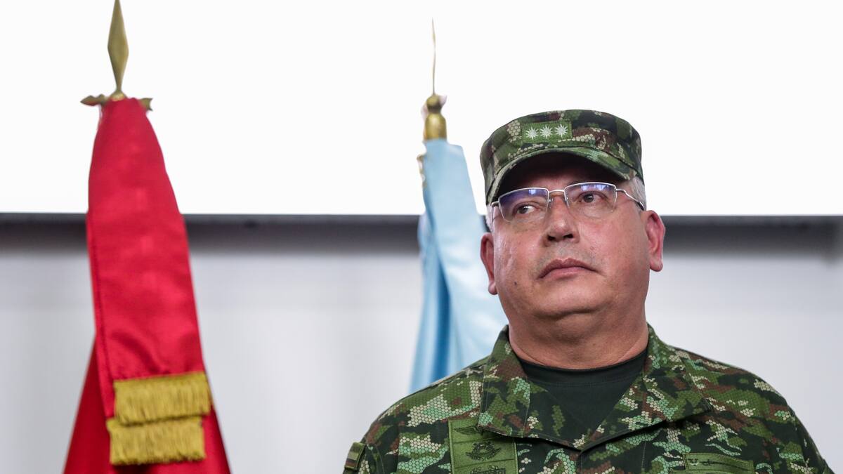 Tendrán que pagar: comandante de FF.MM. tras captura de militares por venta de armas