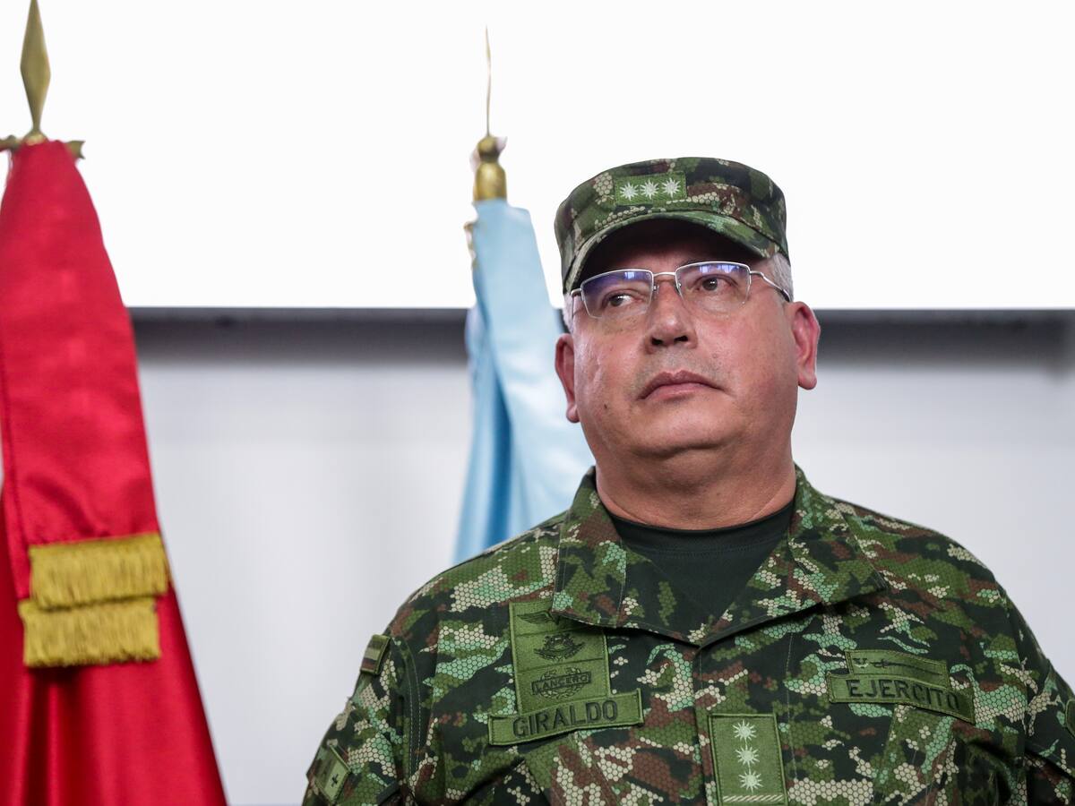 Tendrán que pagar: comandante de FF.MM. tras captura de militares por venta de armas