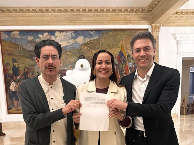 Iván Cepeda, Carolina Corcho y Daniel Quintero. Foto: Cortesía