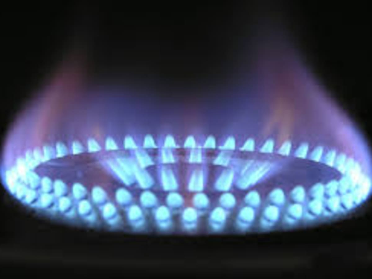 Advierten que en octubre habría racionamiento de gas o de energía eléctrica en parte del país