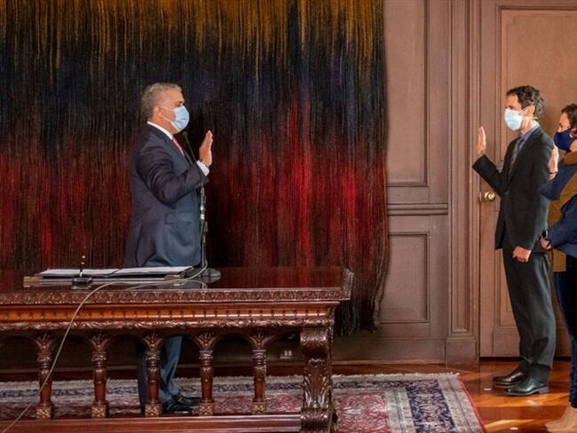 Duque posesionó a codirectores del Banco de la República. Foto: Presidencia de la República