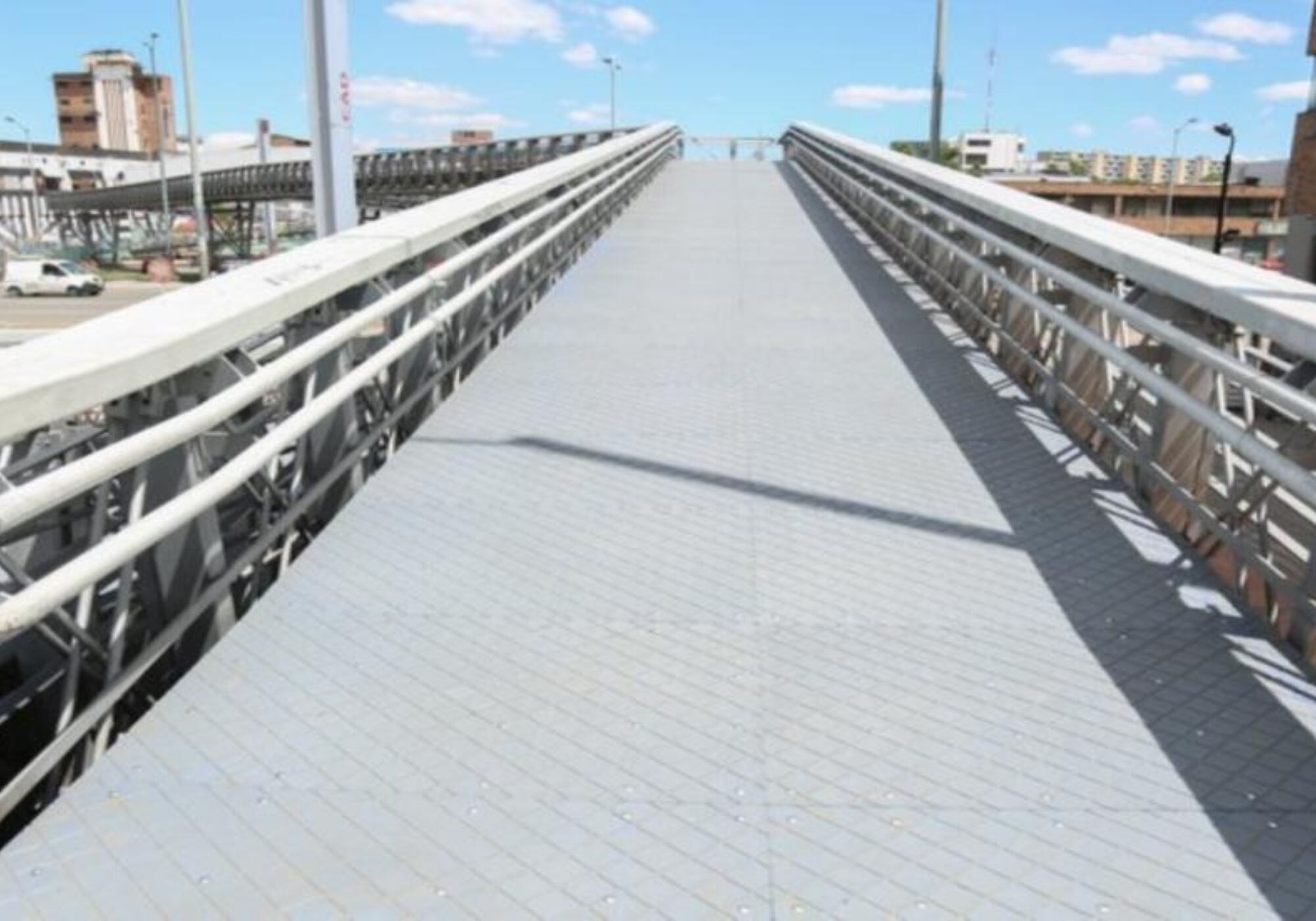 Puentes peatonales de Bogotá. Foto: IDU