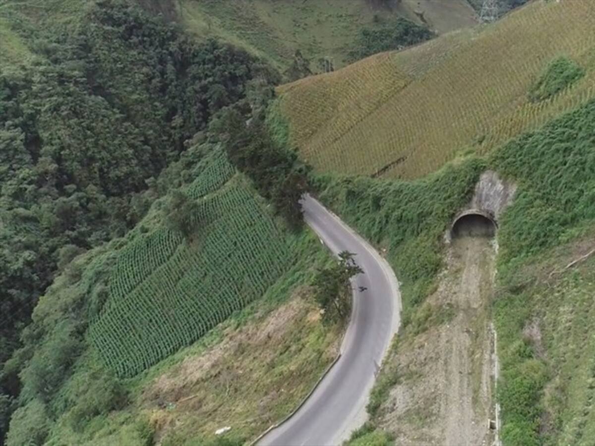 A casi un mes, Invías pudo revisar emergencias que se registran en vía La Línea