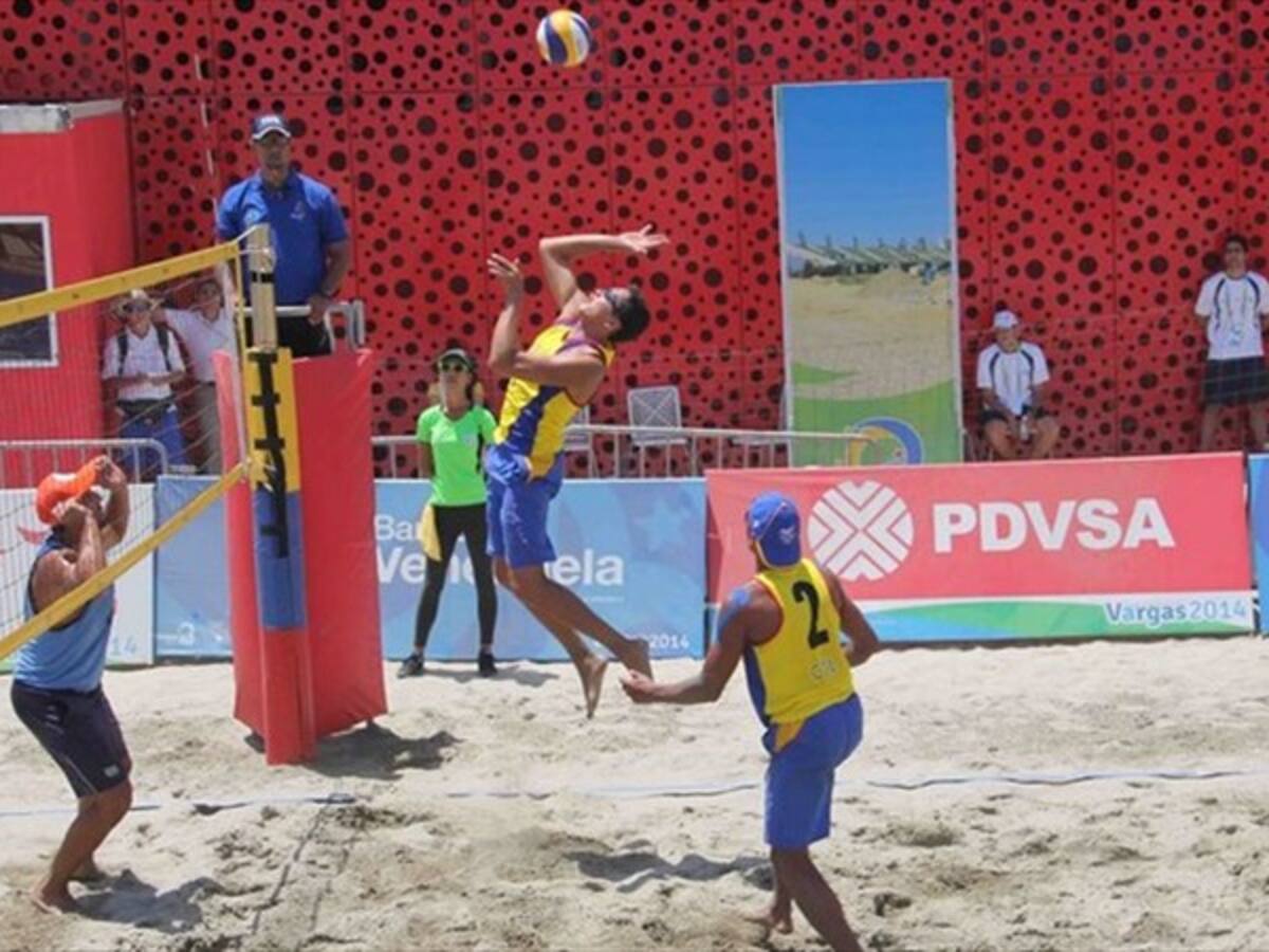 El balón y la playa serán los protagonistas en estos juegos
