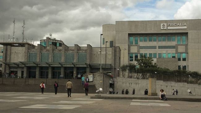 Imputan a exdirector del HUV por posibles irregularidades en cuatro contratos. Cortesía: Colprensa.