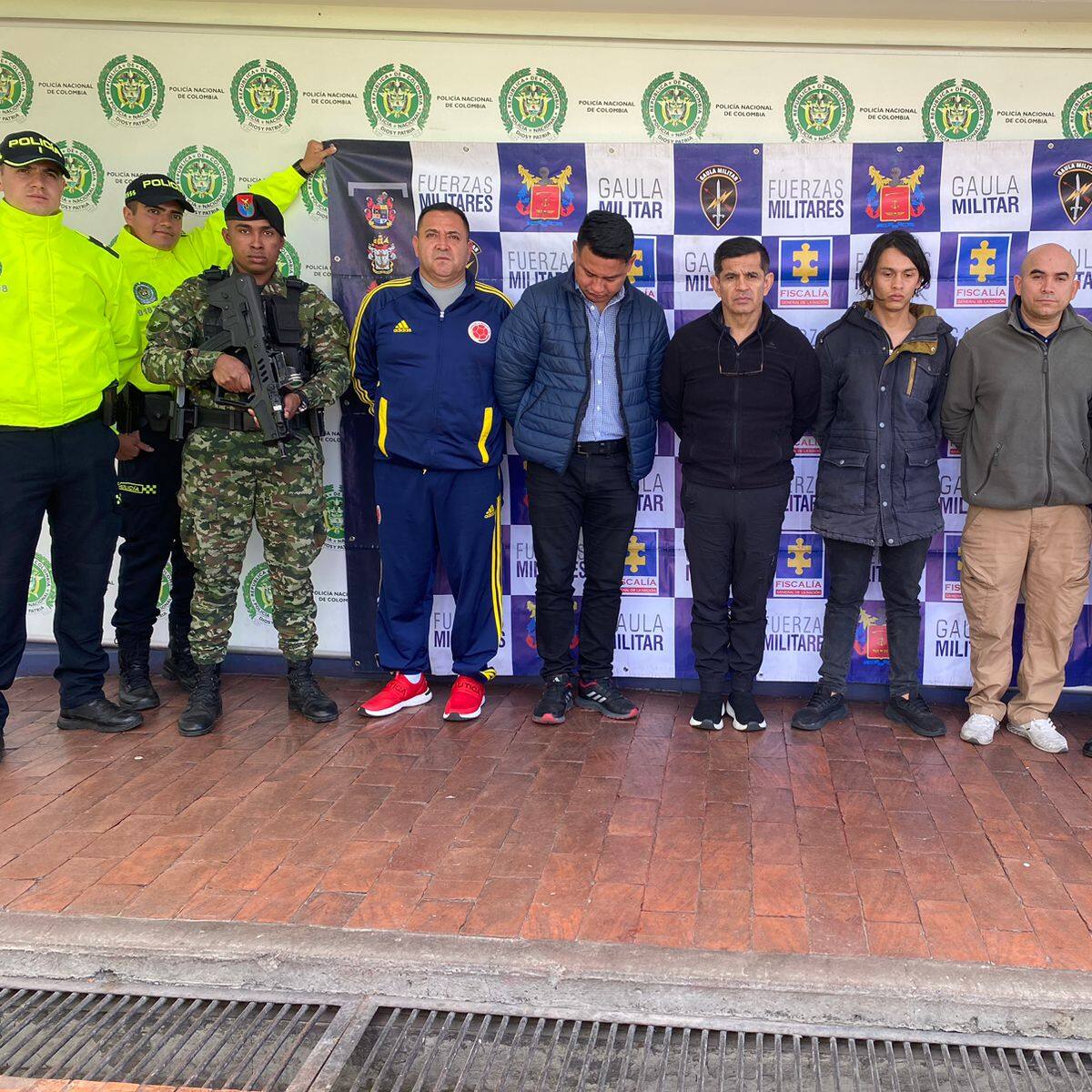 Capturan a 13 militares activos y retirados que tramitaban ilegalmente libretas militares