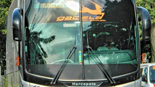 Un bus afiliado a la empresa Flota Magdalena, que cubría la ruta Bogotá – Pasto, fue asaltado en la vía . Foto: Juan Esteban Flórez