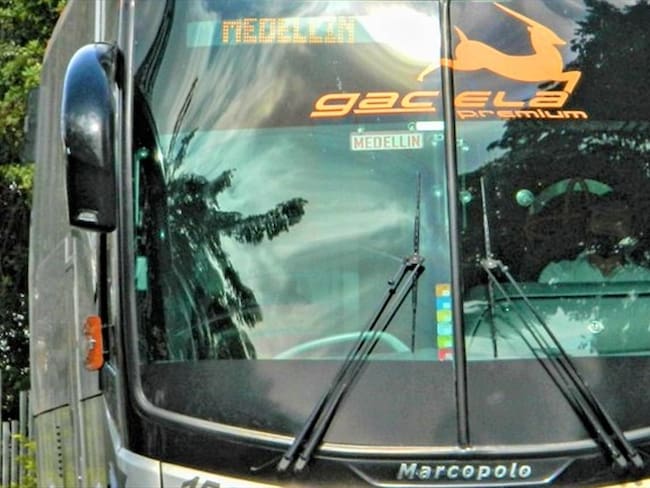 Un bus afiliado a la empresa Flota Magdalena, que cubría la ruta Bogotá – Pasto, fue asaltado en la vía . Foto: Juan Esteban Flórez