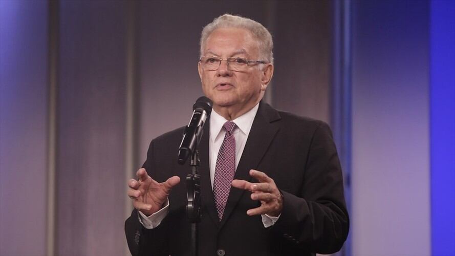 Eduardo Stein prendió las alarmas por la falta de recursos para enfrentar el flujo de venezolanos hacia países de la región. Foto: Colprensa