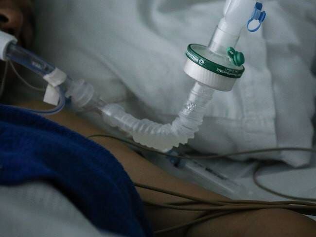 En el centro asistencial se instalaron 12 camas UCI en el auditorio y el sótano. Crédito: Colprensa.