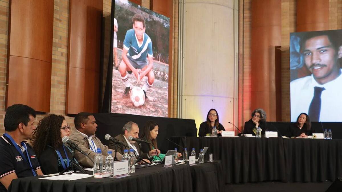 Por buscar a mi hermano, Farc devolvió a mi papá desnudo al pueblo: Augusto Hinojosa