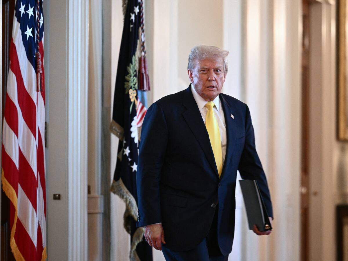 Trump afirmó que un acuerdo de paz en Ucrania incluiría un intercambio de territorios