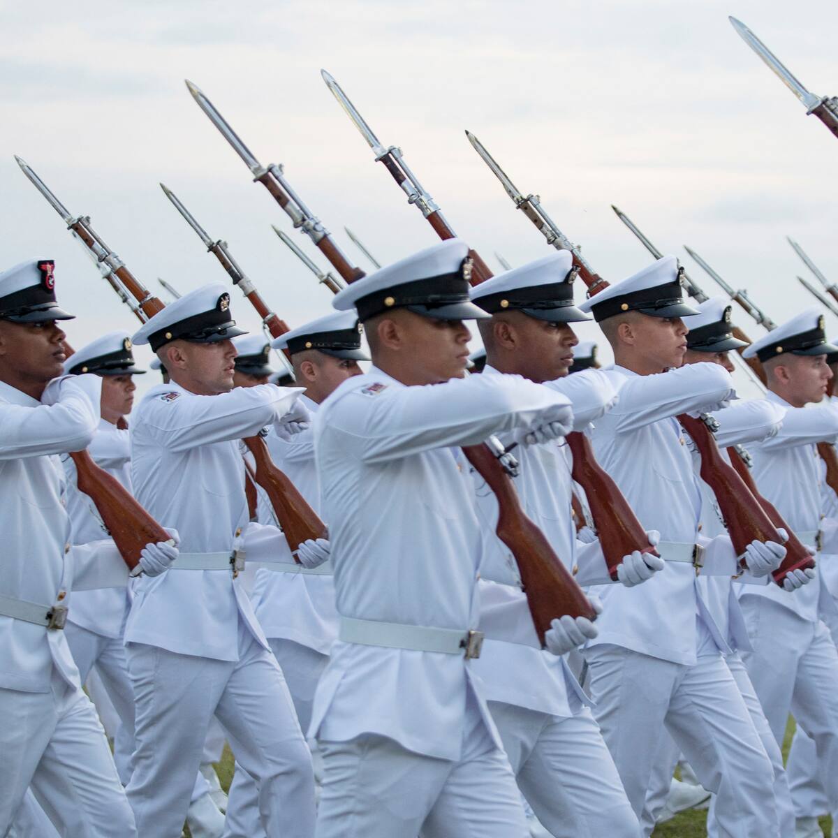 ¿Hay edad máxima para ingresar a la Armada en Colombia? Lista de requisitos actualizada