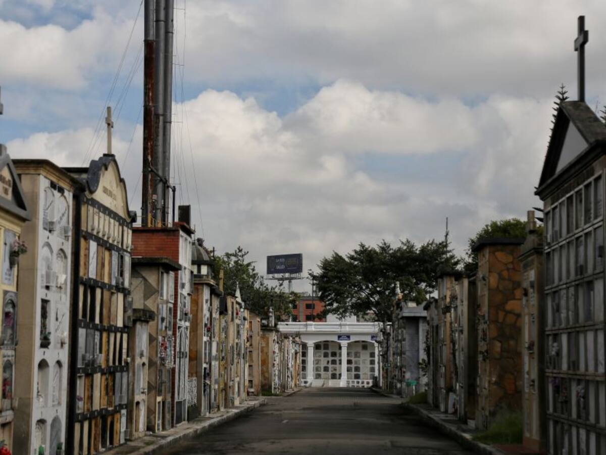 Procuraduría abrió investigación por irregularidades en cementerios distritales de Bogotá