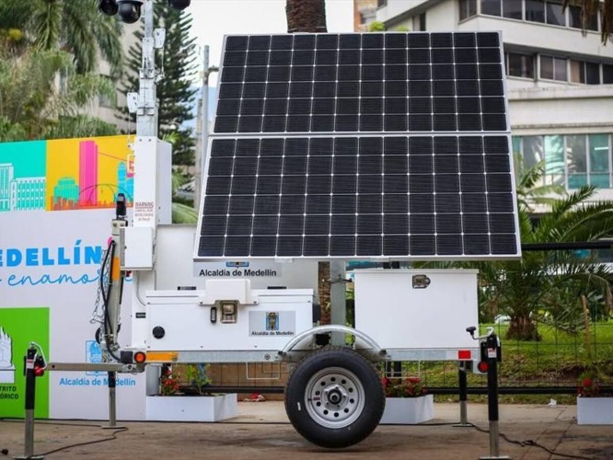 Anuncian vigilancia a la Alcaldía de Medellín por compra de “Robocop”