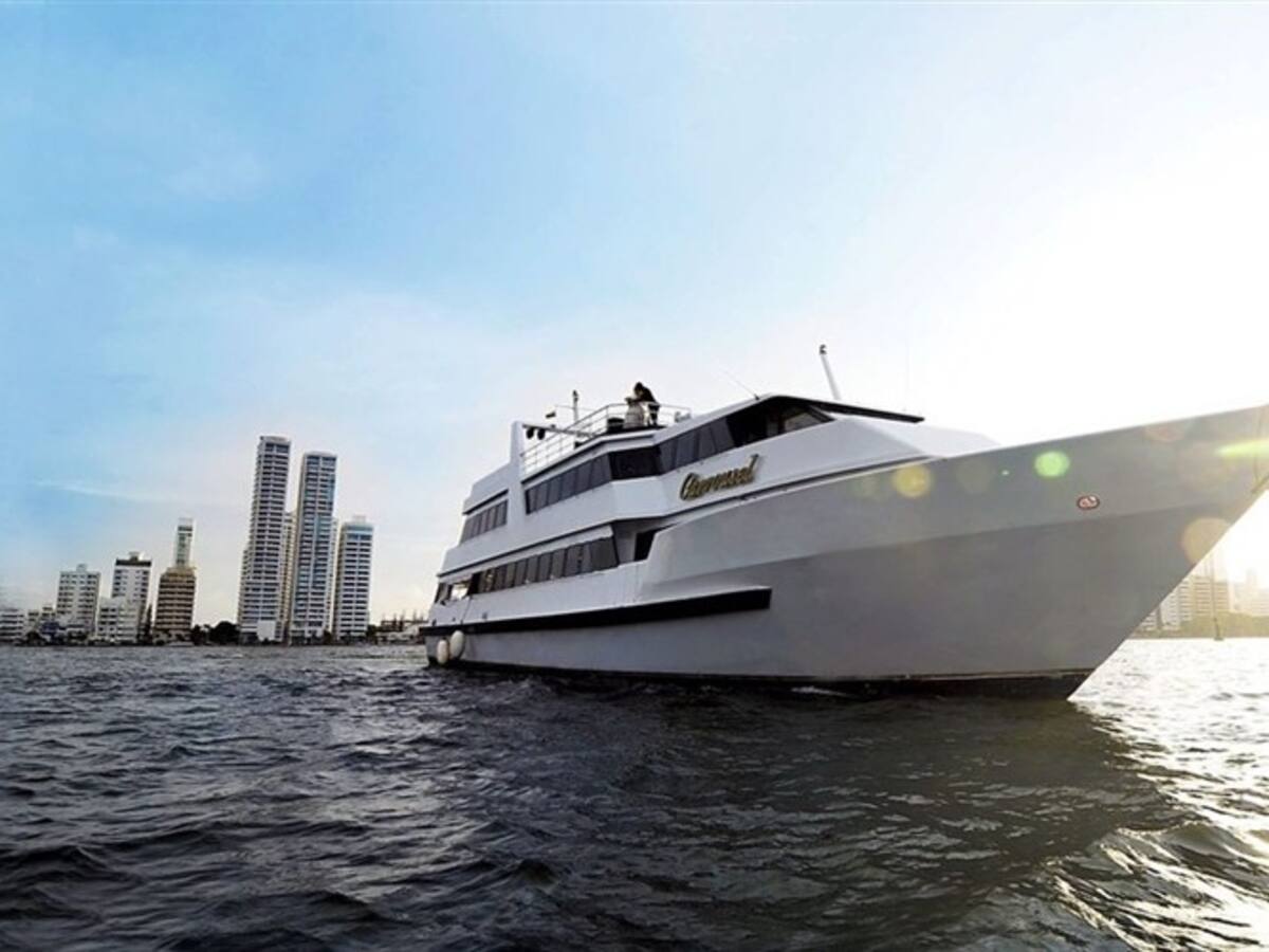 El barco Carrousel hará paseos por el río Magdalena