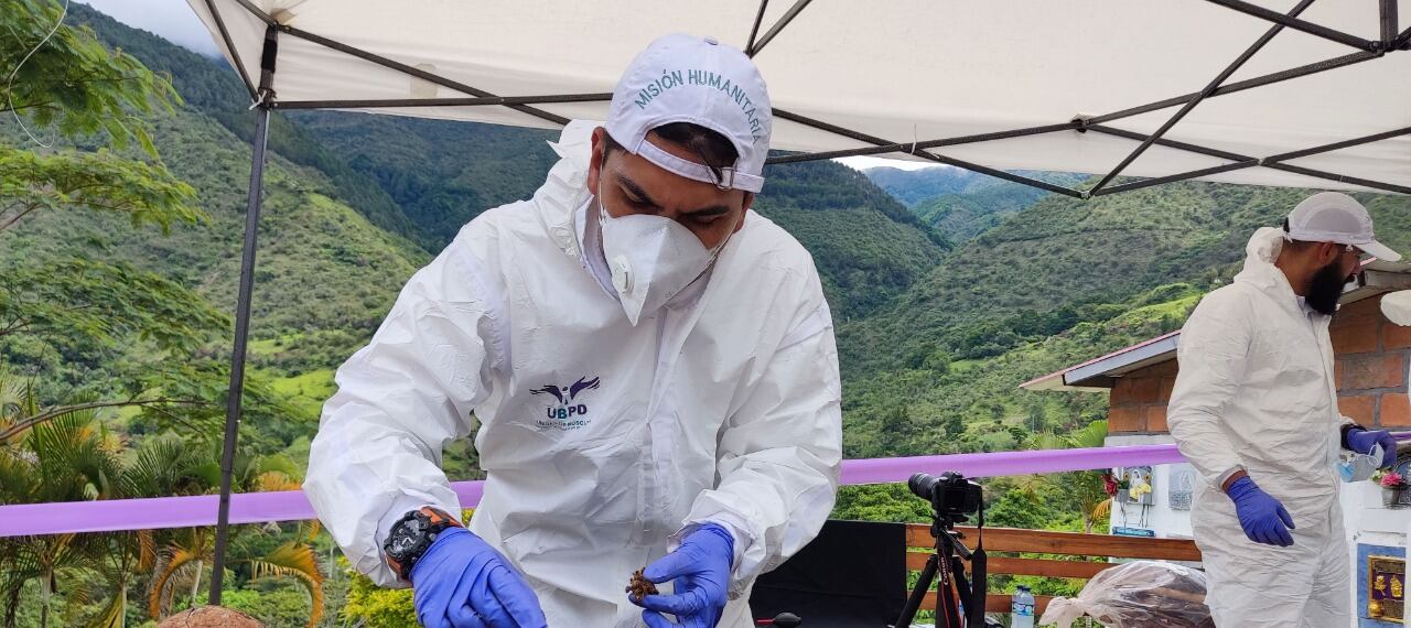 Recuperan 4 cuerpos de posibles desaparecidos en Santander. Foto: cortesía de la Unidad de Búsqueda de Desaparecidos