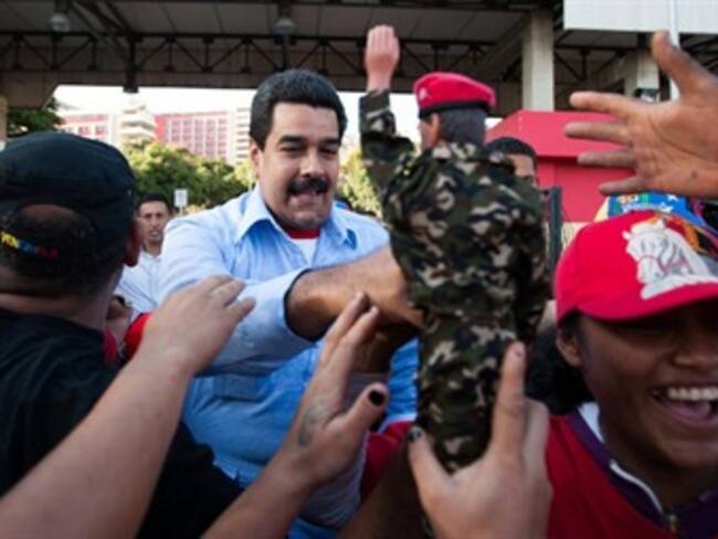 Maduro visita a Chávez y dice que está motivado por su regreso a Venezuela