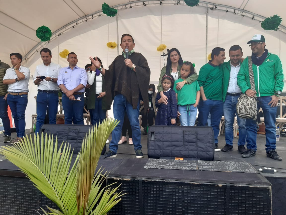 Carlos Amaya oficializará su candidatura presidencial en diciembre
