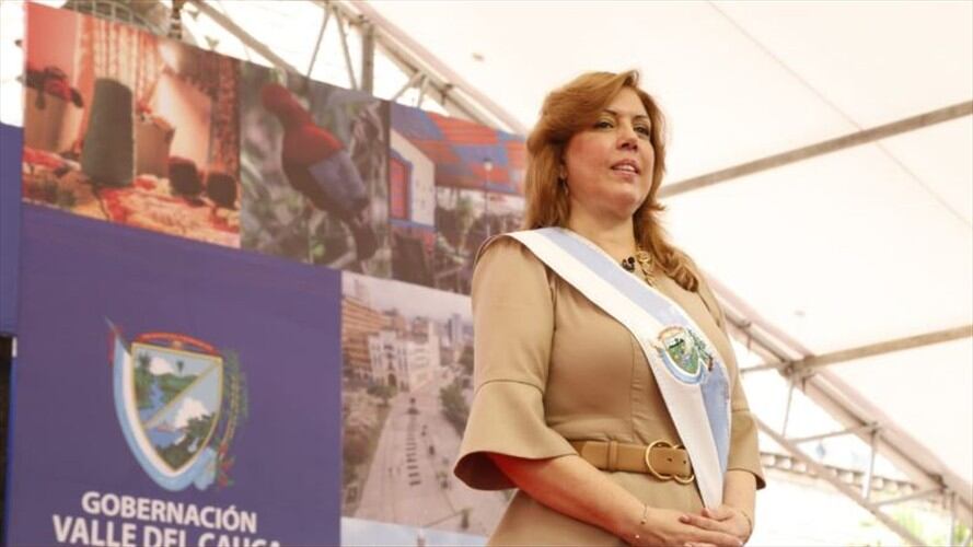 Clara Luz Roldán se posesionó como gobernadora del Valle . Foto: Twitter Gobernación Valle del Cauca