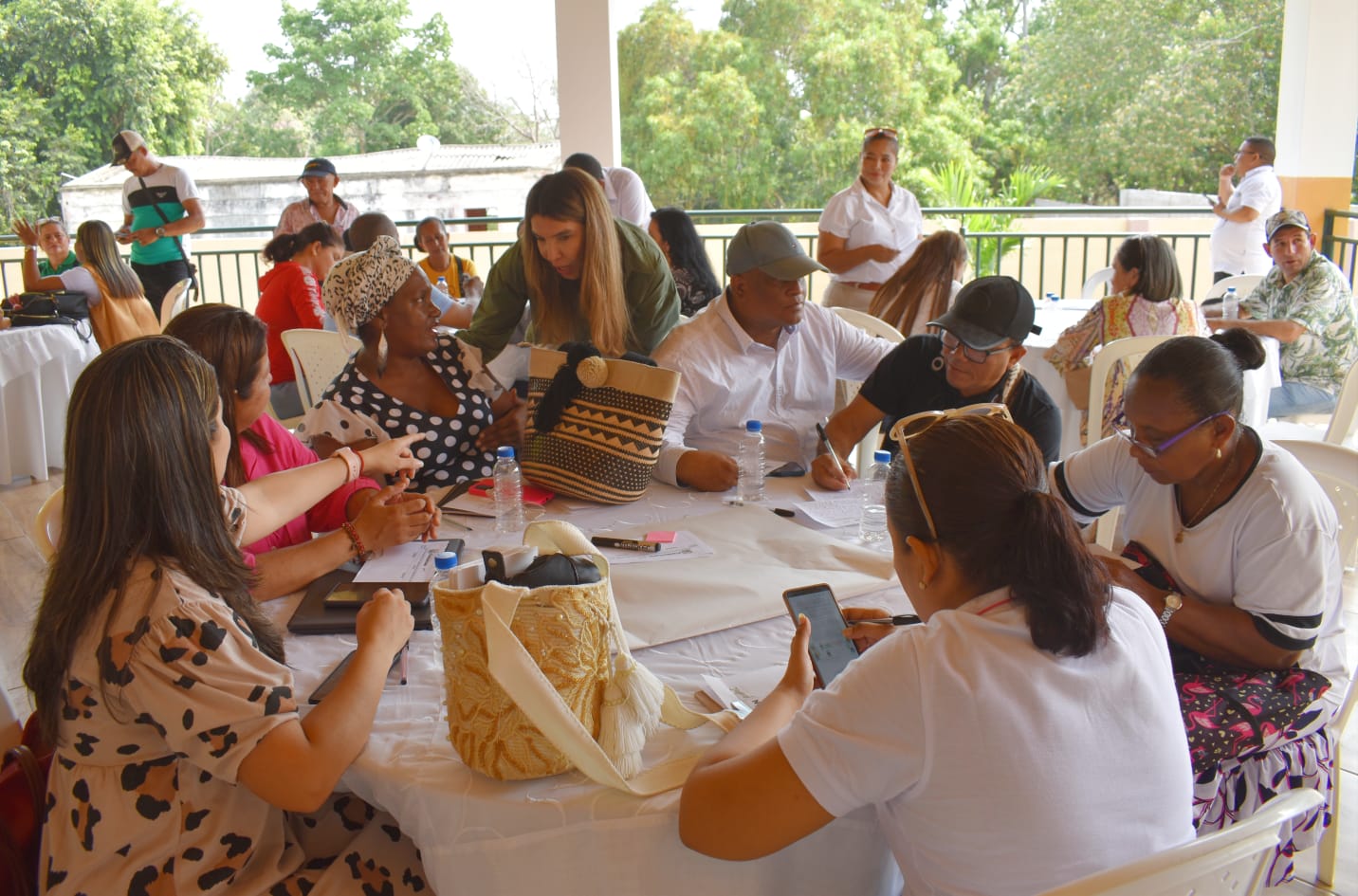 Comunidad fundanense trabajando por su municipio/ José Polo