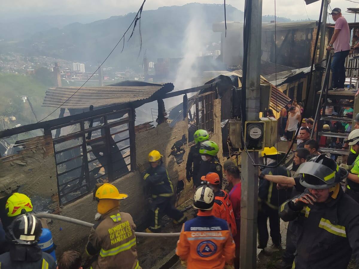 Tres predios afectados dejó un incendio que se registró en Bajo Andes, Manizales