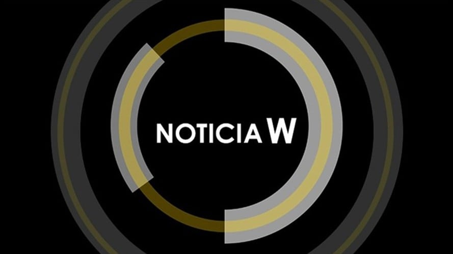 Cadena humana impidió que encapuchados de Uniatlántico atacaran de nuevo la rectoría. Foto: La Wcon Julio Sánchez Cristo