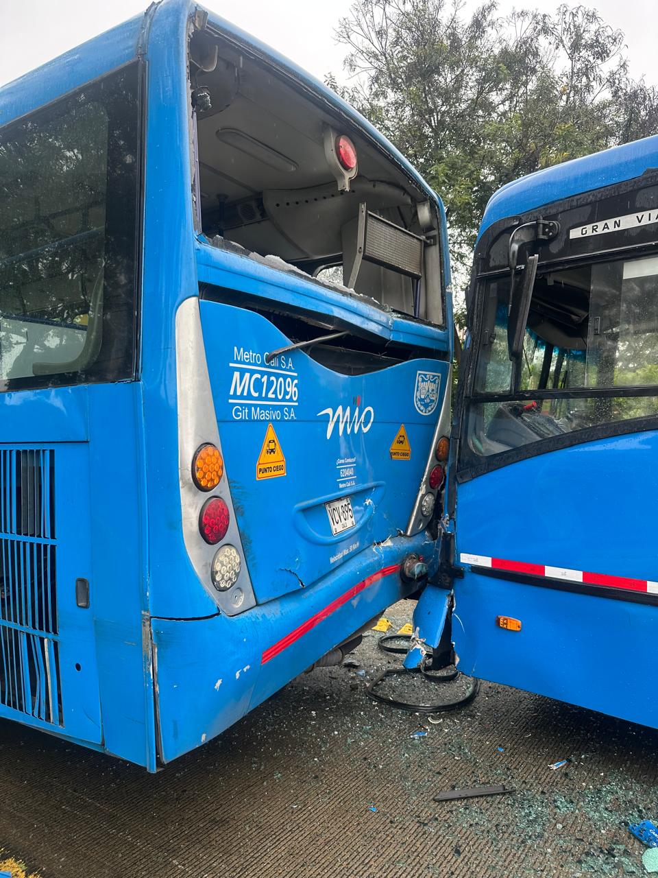 Las autoridades de tránsito investigan las causas del siniestro. Foto: Secretaría de Movilidad.