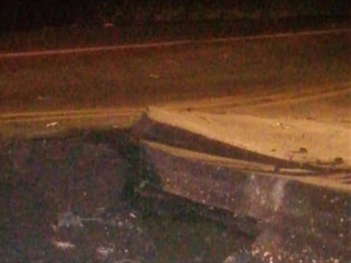 Atentan contra la vía Panamericana en Cauca