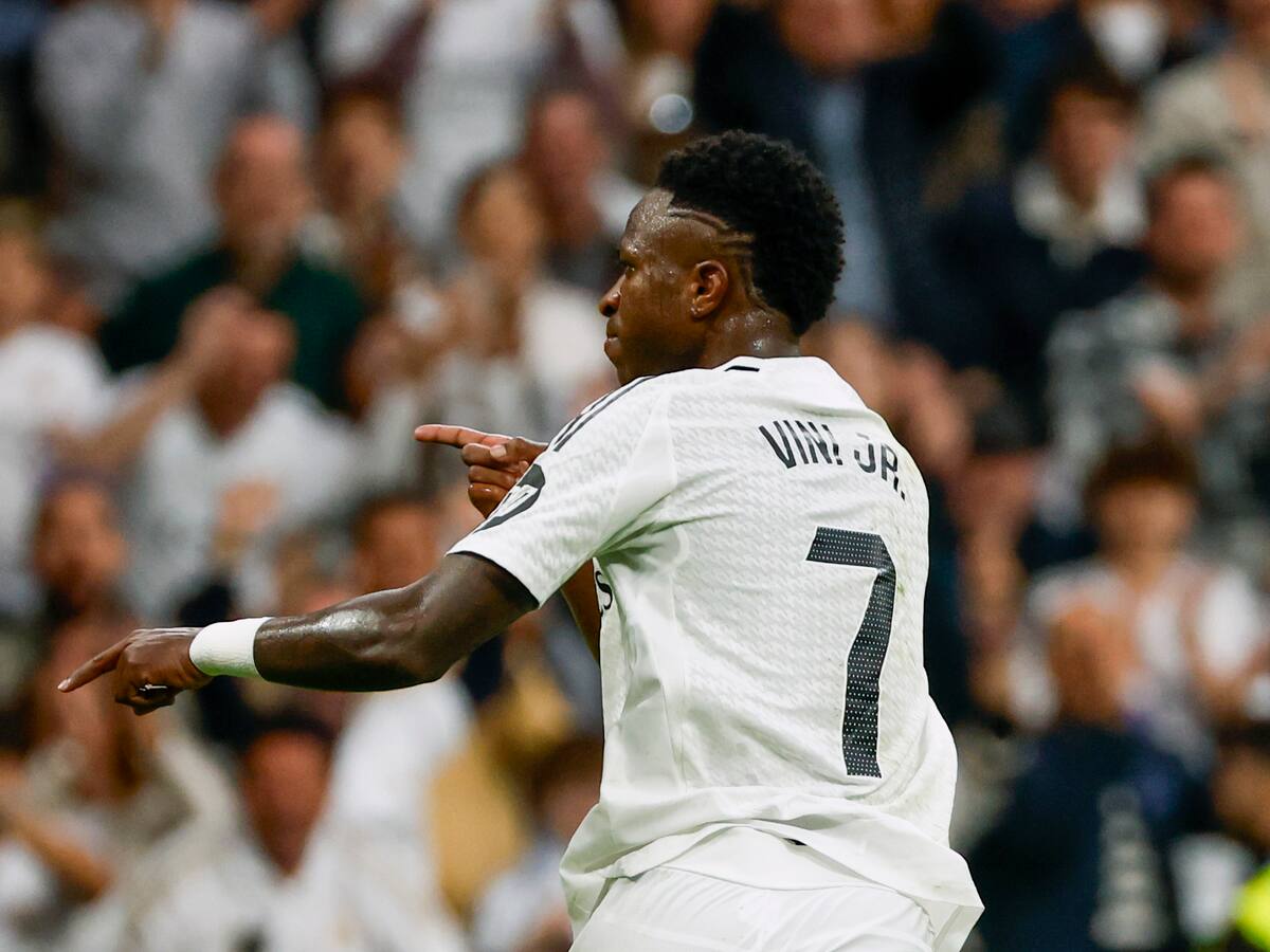 Real Madrid goleó 4-0 al Osasuna con triplete de Vinícius Jr