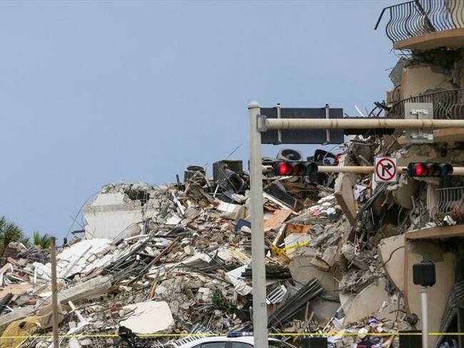 Siguen buscando sobrevivientes en el edificio de Miami: exjefe de Bomberos