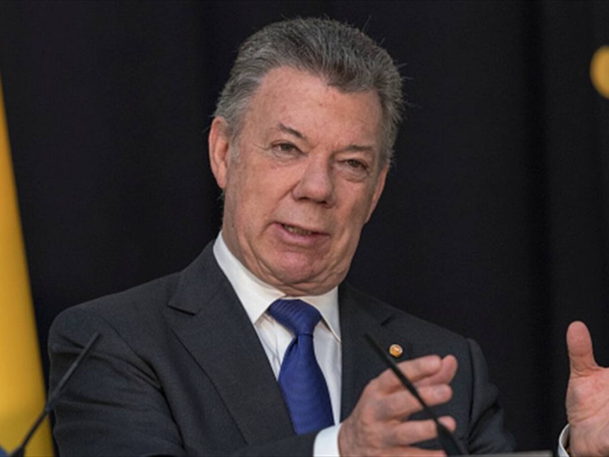 800 mil hectáreas de tierras están en manos de los jueces: Juan Manuel Santos