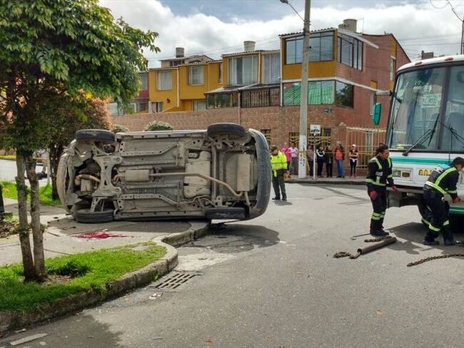 Choque deja una mujer muerta en el norte de Bogotá. Foto: La W Radio/ Paula Bolívar.