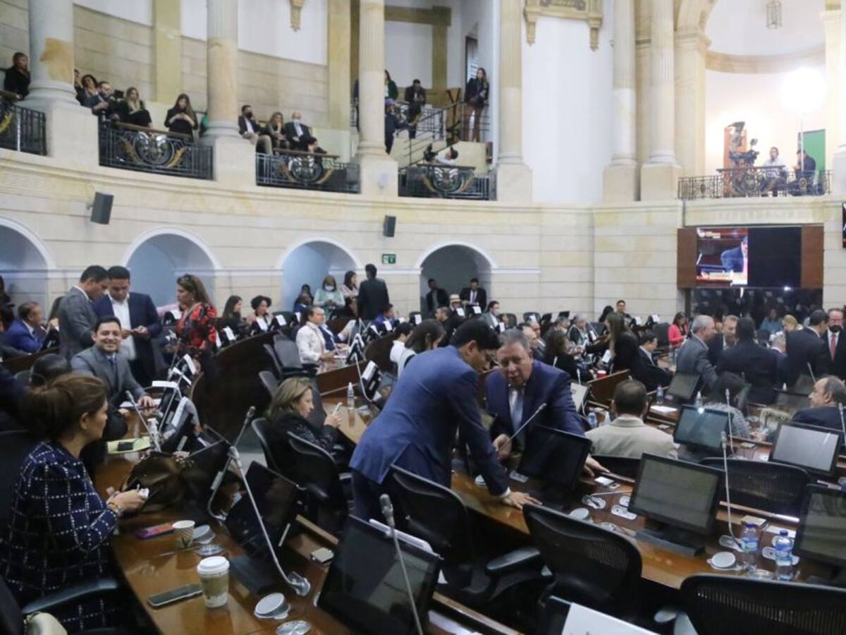 Senado aprueba, en primer debate, proyecto que reduce el receso legislativo