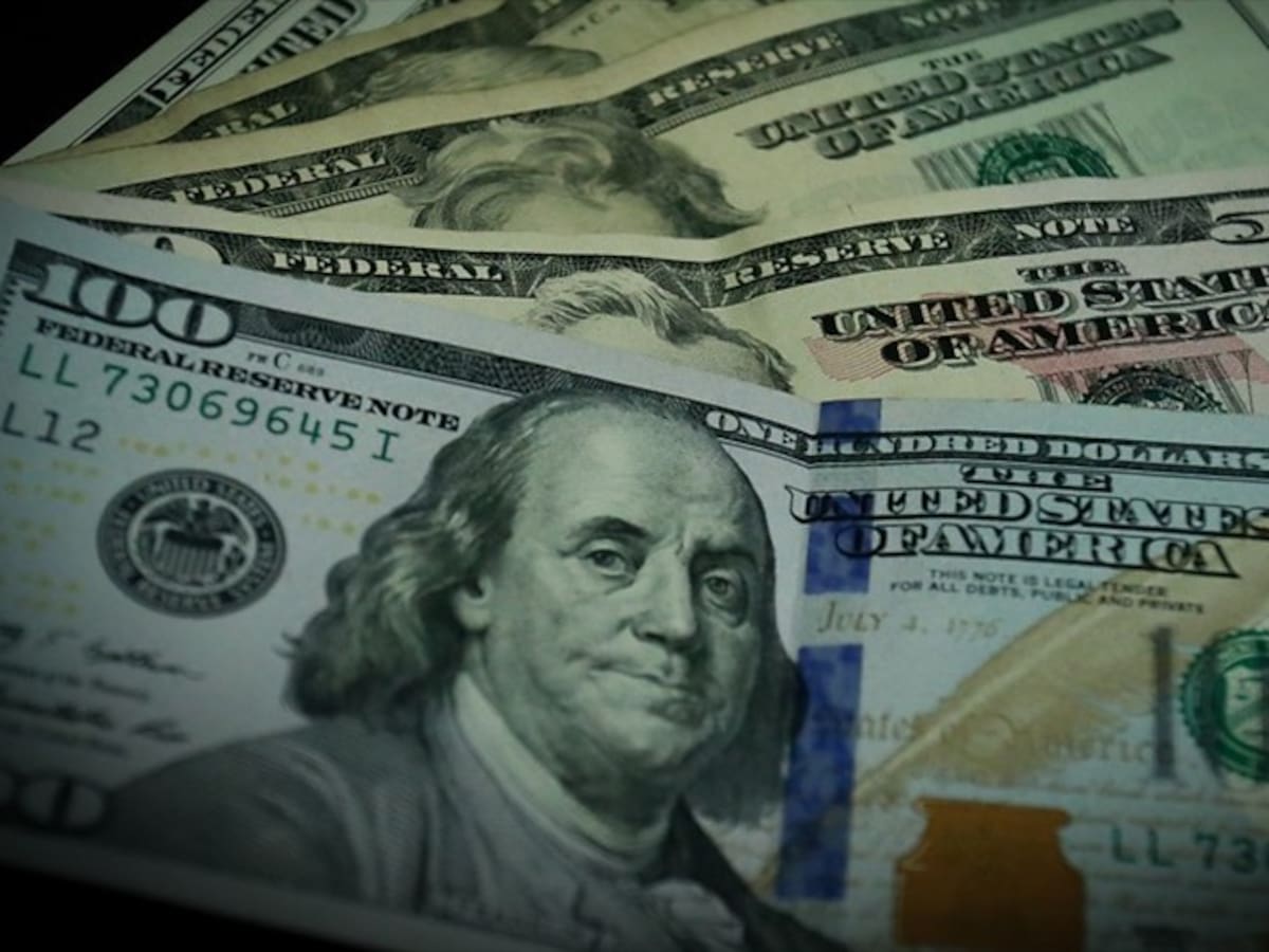 Dólar registró fuerte caída este jueves