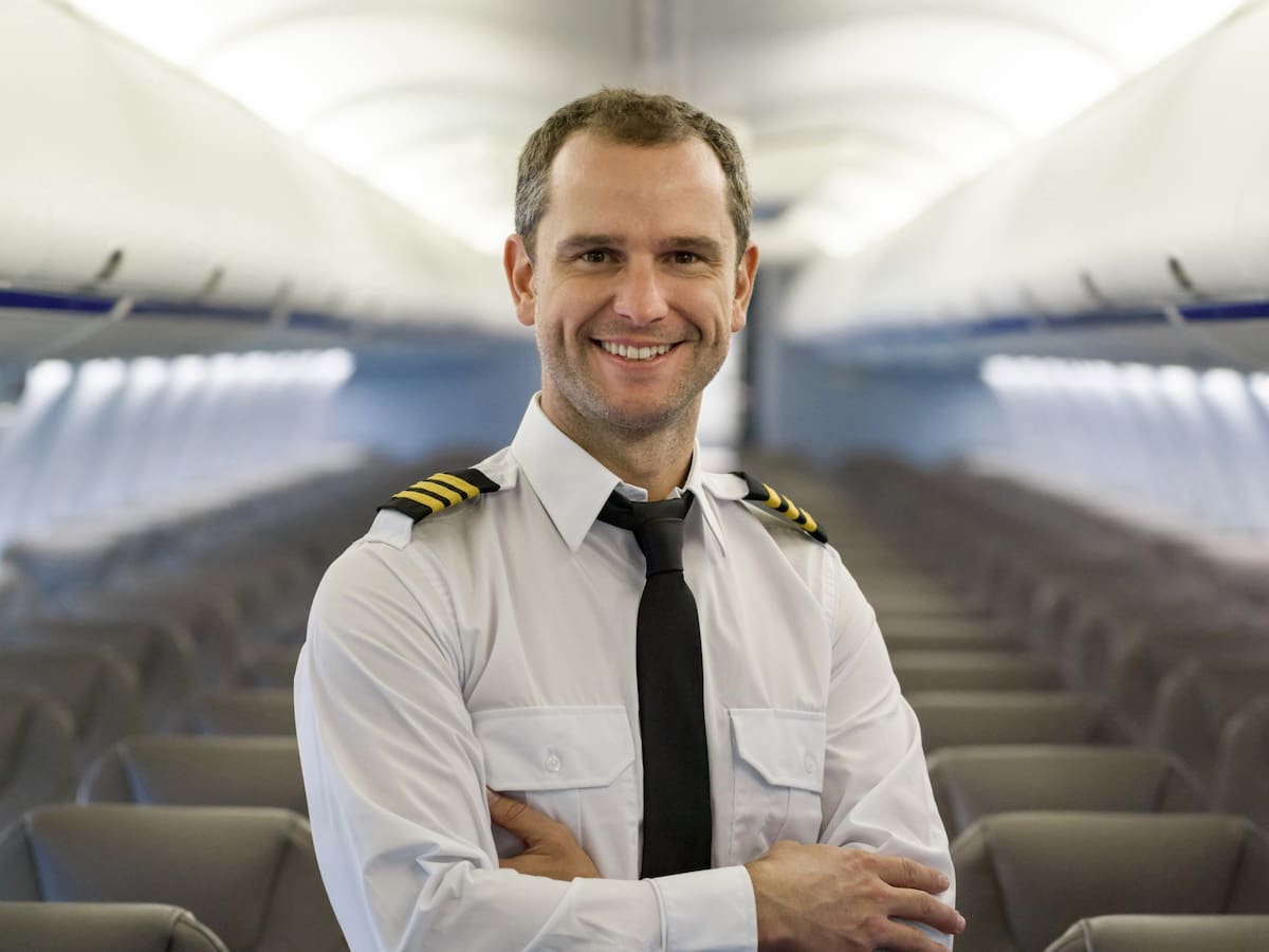 ¿Dónde se puede estudiar aviación en Colombia? 5 academias certificadas y el costo